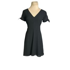 Abercrombie & Fitch black short sleeves A line mini skirt size XXS